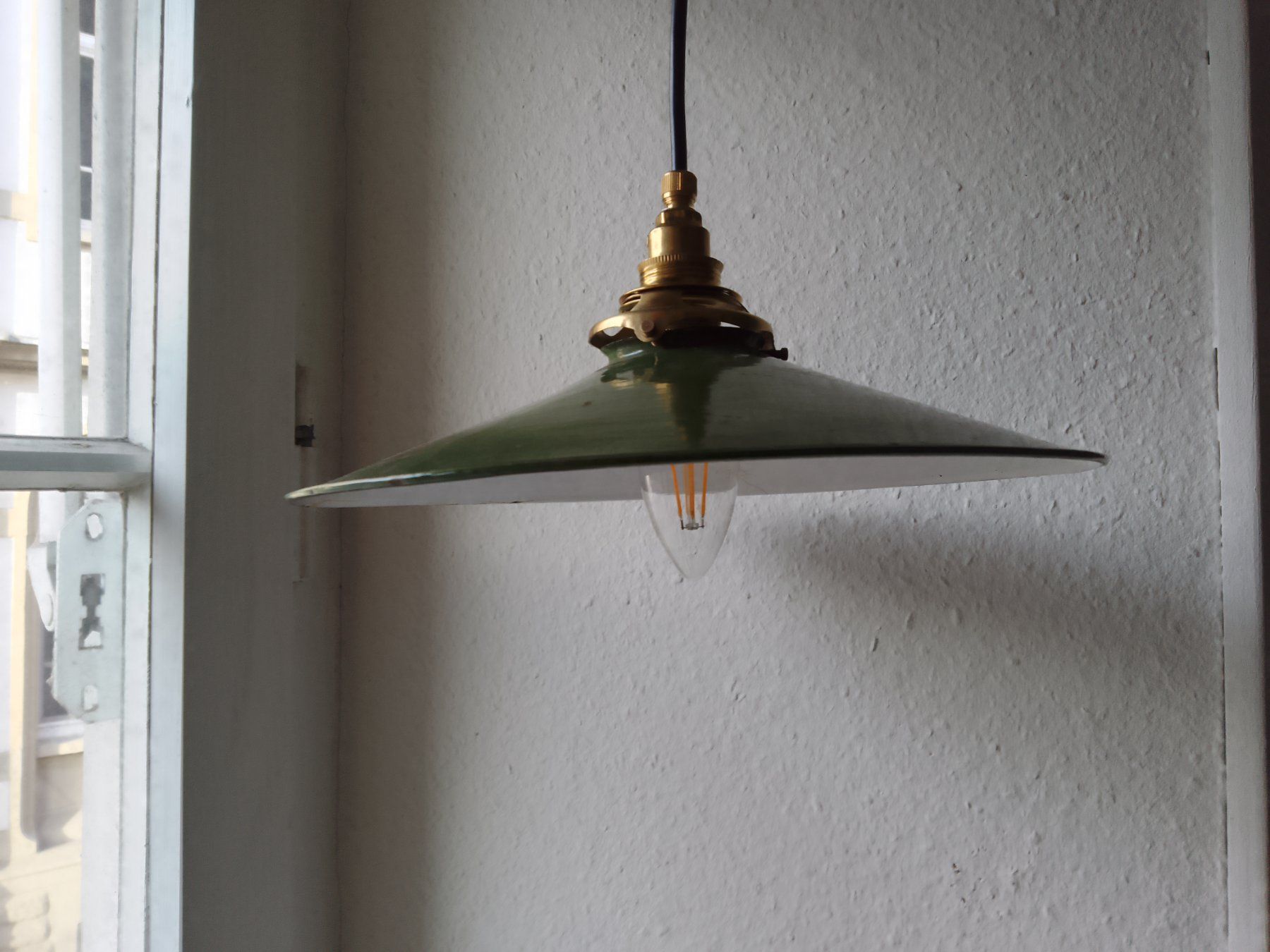 Lampadari & plafoniere: Vintage Industrielampe Deckenlampe Emaille Plafonnier Vert – Usato da St. Gallen venduto da EastLakeConcept 1