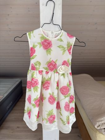 Kleid Blumen für Mädchen, Grösse 98/104