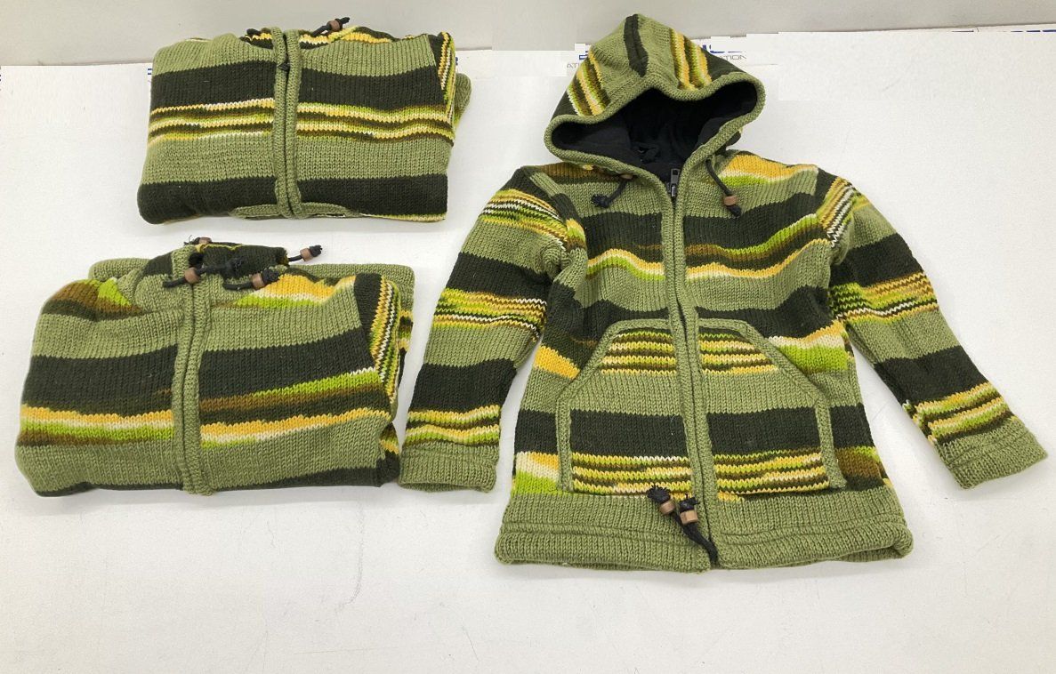 Giacche & Cappotti: Kinderstrickjacke Gr. 110/116 – Nuovo (secondo la descrizione) da Uerkheim venduto da Kaufoption