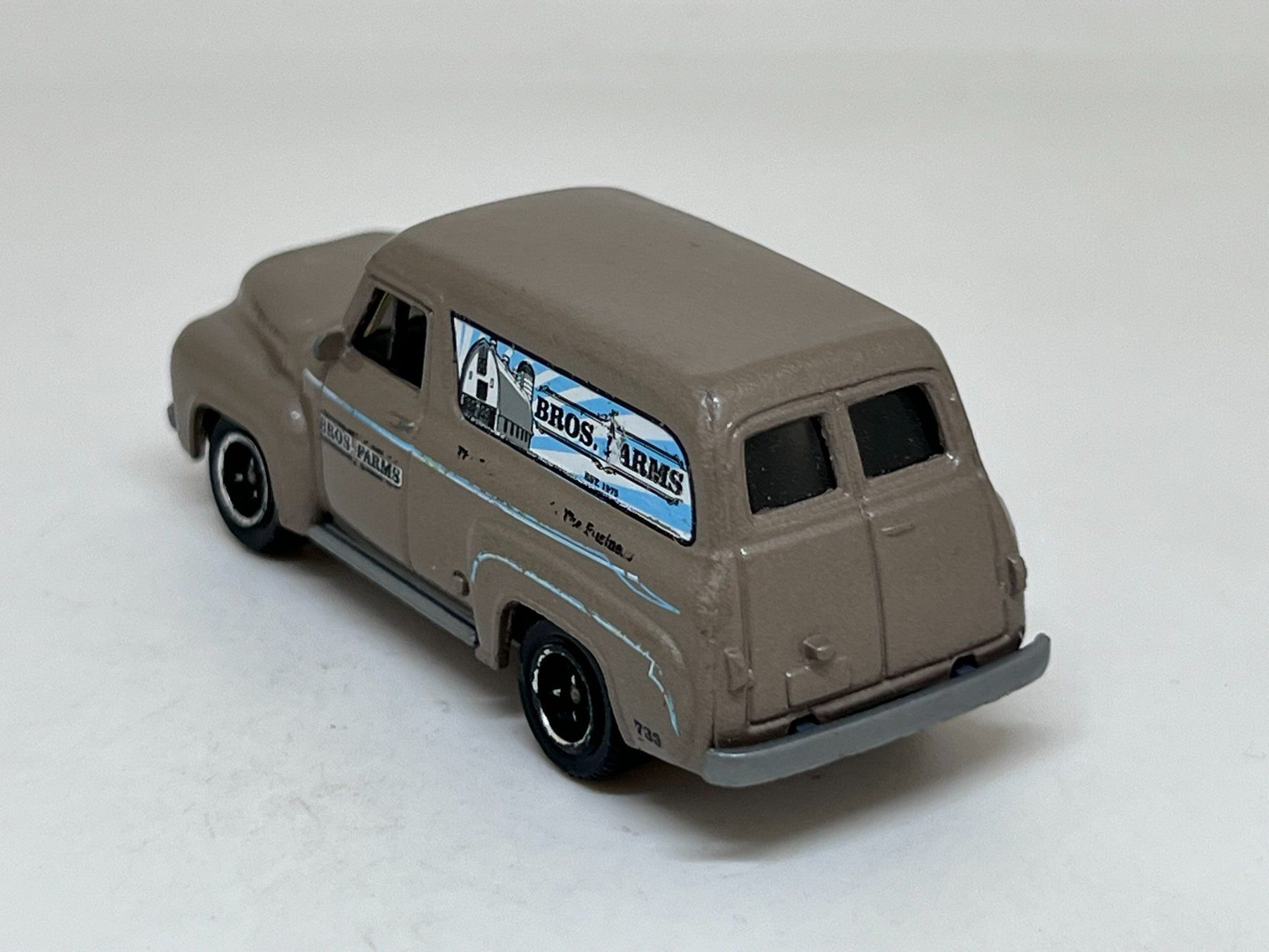 Matchbox Modellini d'auto: Matchbox Ford F-100 Panel Delivery 1955 #74 – Usato da Wildegg venduto da LaaBoutique 2