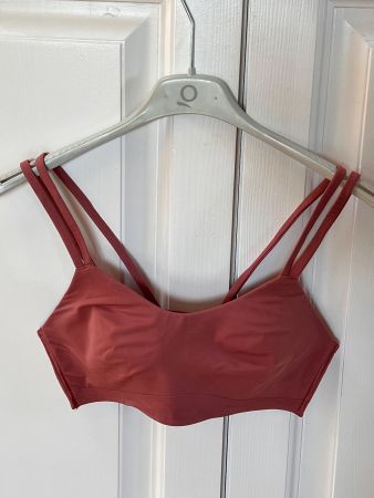 Lululemon Sport-BH, Grösse 4, altrosa