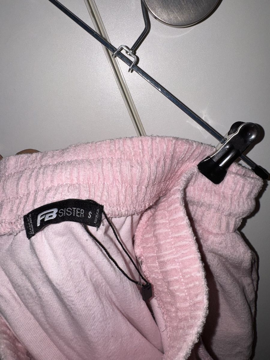 Gonne: Jupe rose avec strass taille S – Nuovo e nell'imballaggio originale da Renens VD venduto da Fleurg10 2