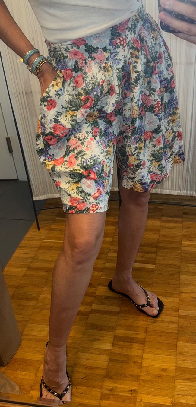 Hosen: Shorts Made in India – Gebraucht aus Obfelden von cesarina10 1