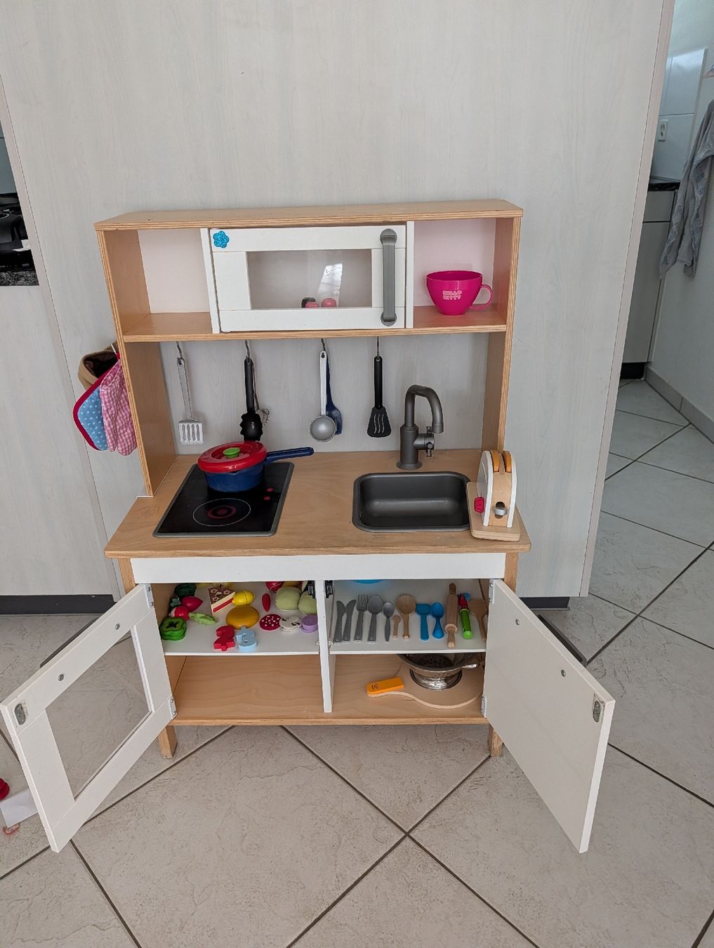 Ikea Jouets: Spielküche Ikea  – D'occasion à Ennetbürgen par ela_p6bf