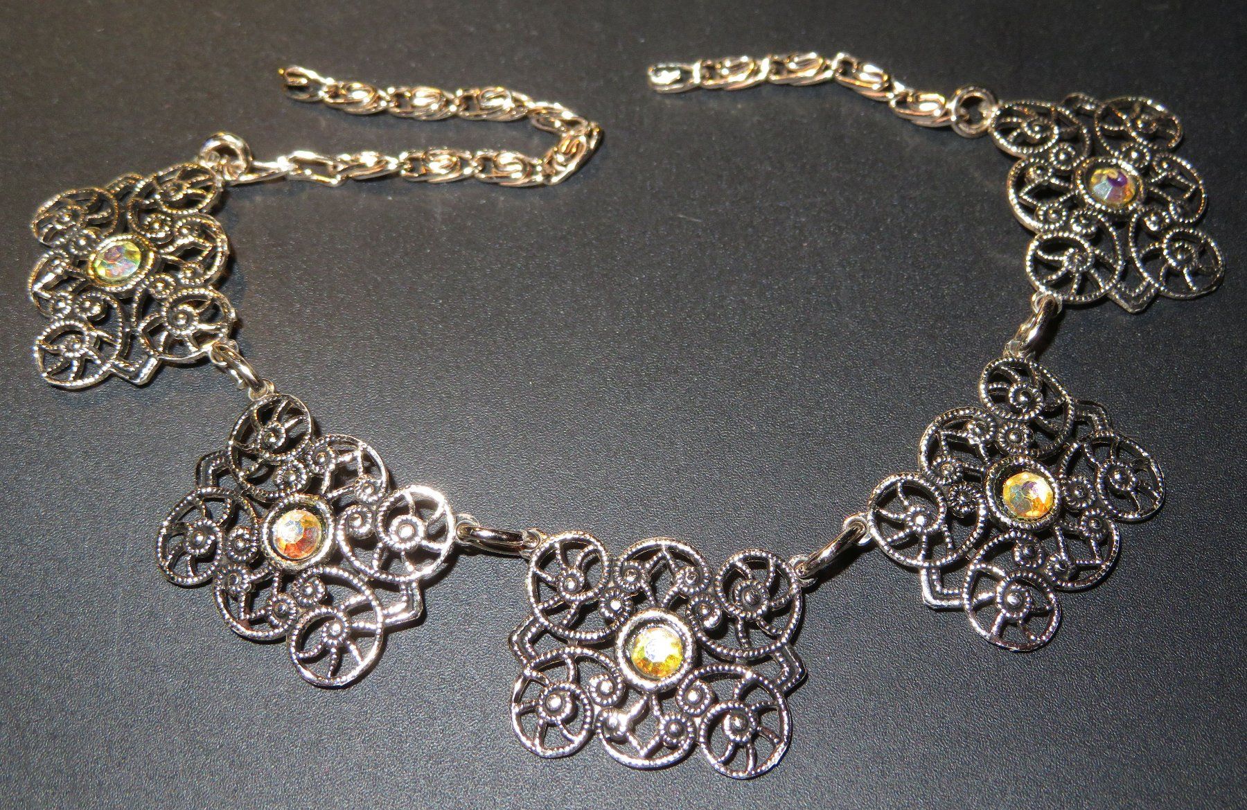 Armbänder & -reifen: Armband Modeschmuck, L = 23 cm – Gebraucht aus Oberriet SG von Manick
