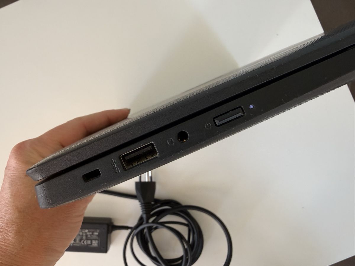 Hewlett Packard Notebook: HP Notebook (Schullaptop) mit Netzteil – Usato da Otelfingen venduto da Otto4 4