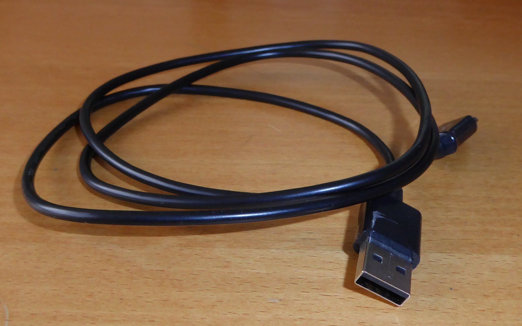 Cavi: USB 2.0 Kabel A — Micro USB  100 cm lang – Usato da Spreitenbach venduto da Turbo_1105