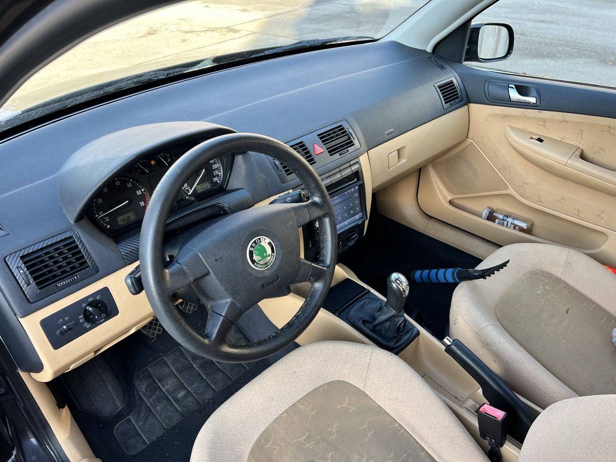 Autos: Skoda fabia elegance 1.4 16v – Gebraucht aus Uznach von  8