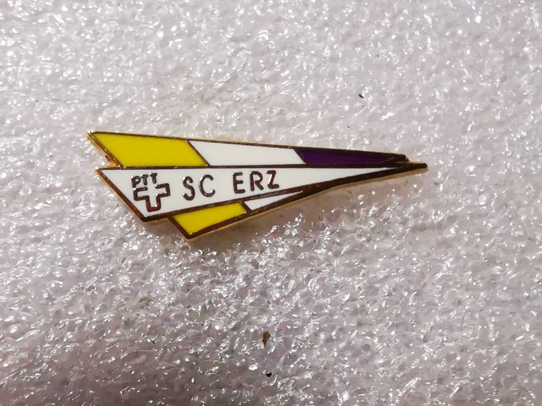 Placchette & Badge: Ansteckpin 127: PTT SC Erz – Usato da Oppligen venduto da Pin-Fall-Shop