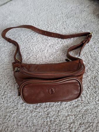 Sac banane Lupus in Fabula cuir marron vintage