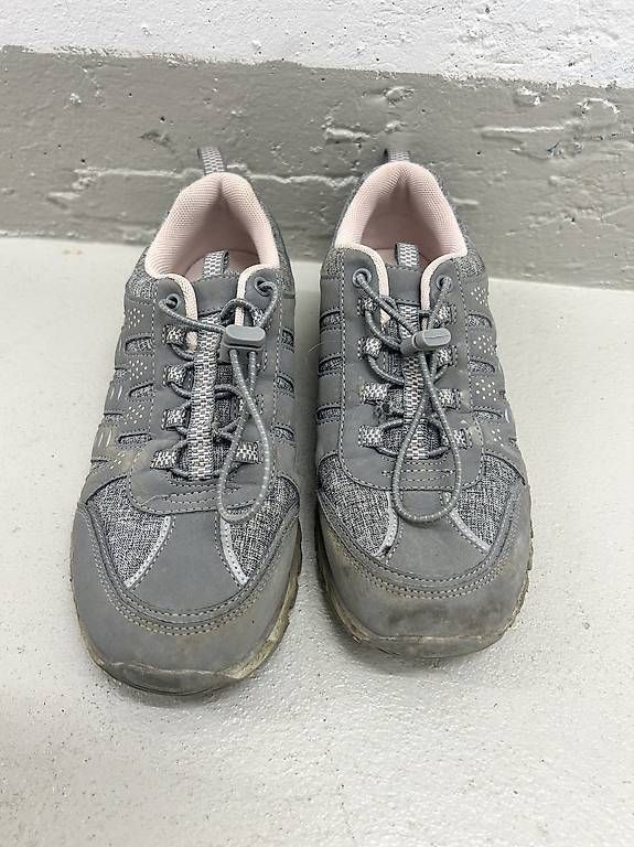 Chaussures femmes: Trekkingschuh Graceland Grösse 37 – D'occasion à Winterthur par Saese83