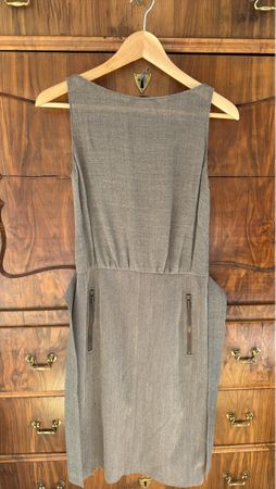 Elegantes Kleid mit Reissverschlüssen, Grösse 36/neuwertig