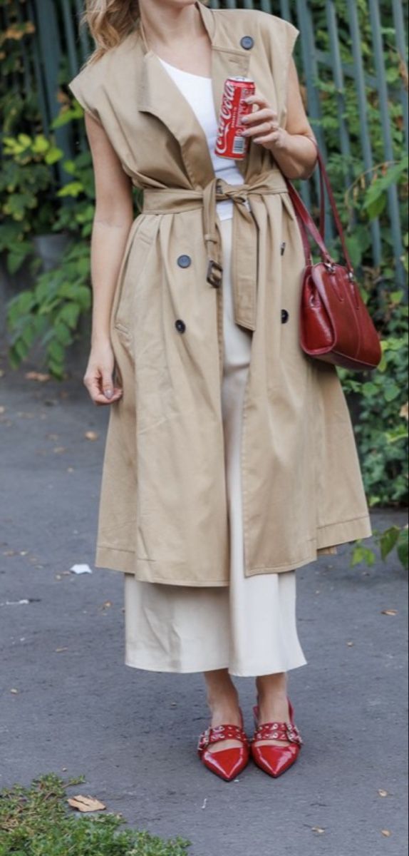 Max Mara Cappotti: Weekend Max Mara Vivetta Trenchcoat – Nuovo e nell'imballaggio originale da Vaduz venduto da GiuliaSu 2