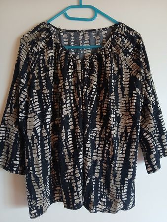 Schönes Damen-Top mit Muster, Gr. L