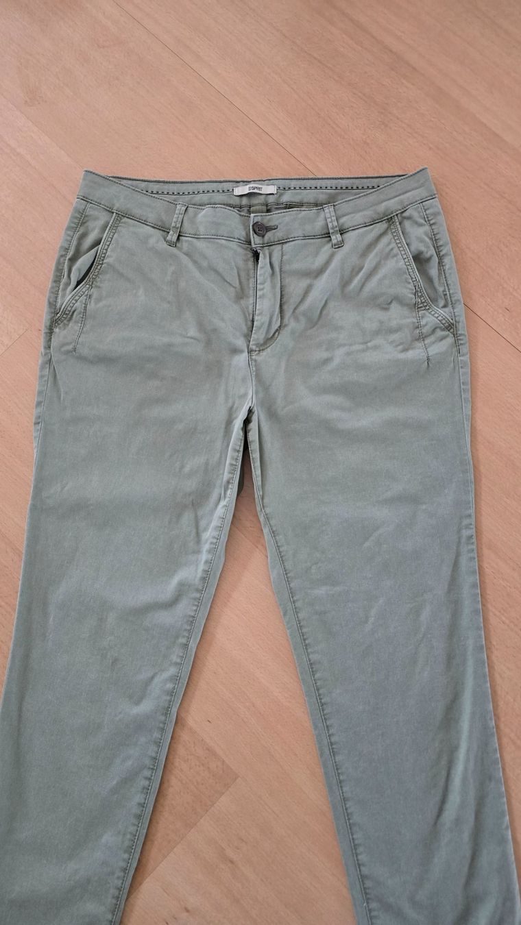 Esprit Pantaloni: Esprit Chino Oliv Gr. 40 /32 – Nuovo (secondo la descrizione) da Sursee venduto da M_Z 1