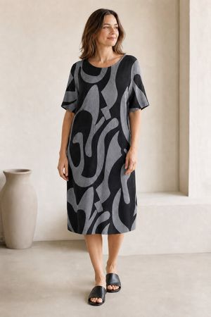 Neu Kleid Gr. 42/44 100 Prozent Baumwolle