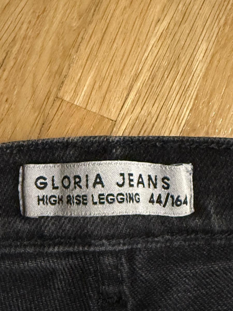 Jeans: High rise skinny jeans – Usato da Zürich venduto da Sven1968 1