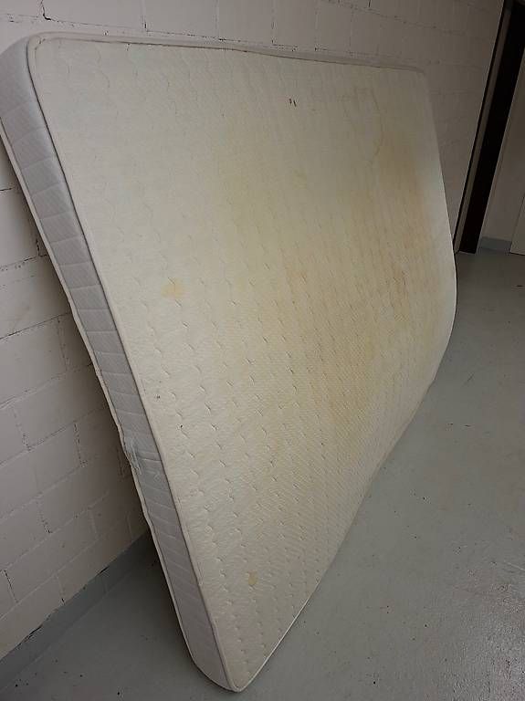 Materassi: Matratze 160x200 – Usato da Zürich venduto da mauruki