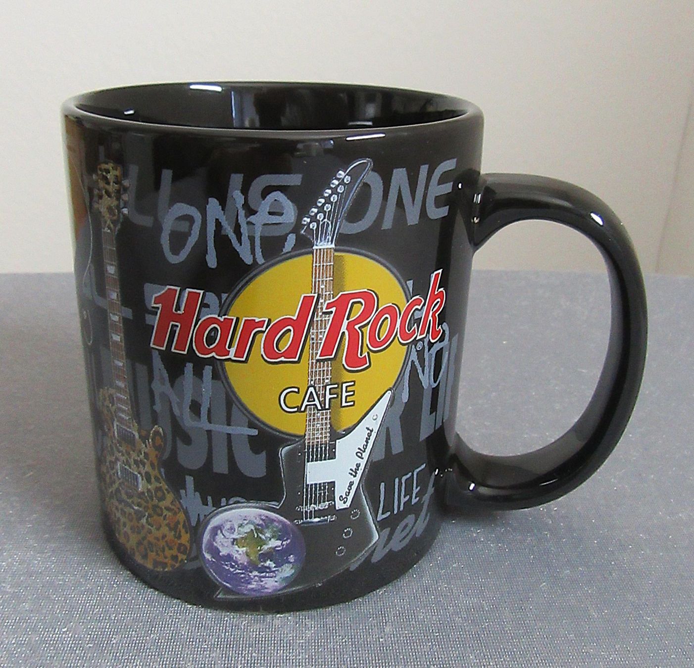 Tazze: Hard Rock Cafe Malta - grosse Tasse – Usato da Auenstein venduto da Padabimbim 1