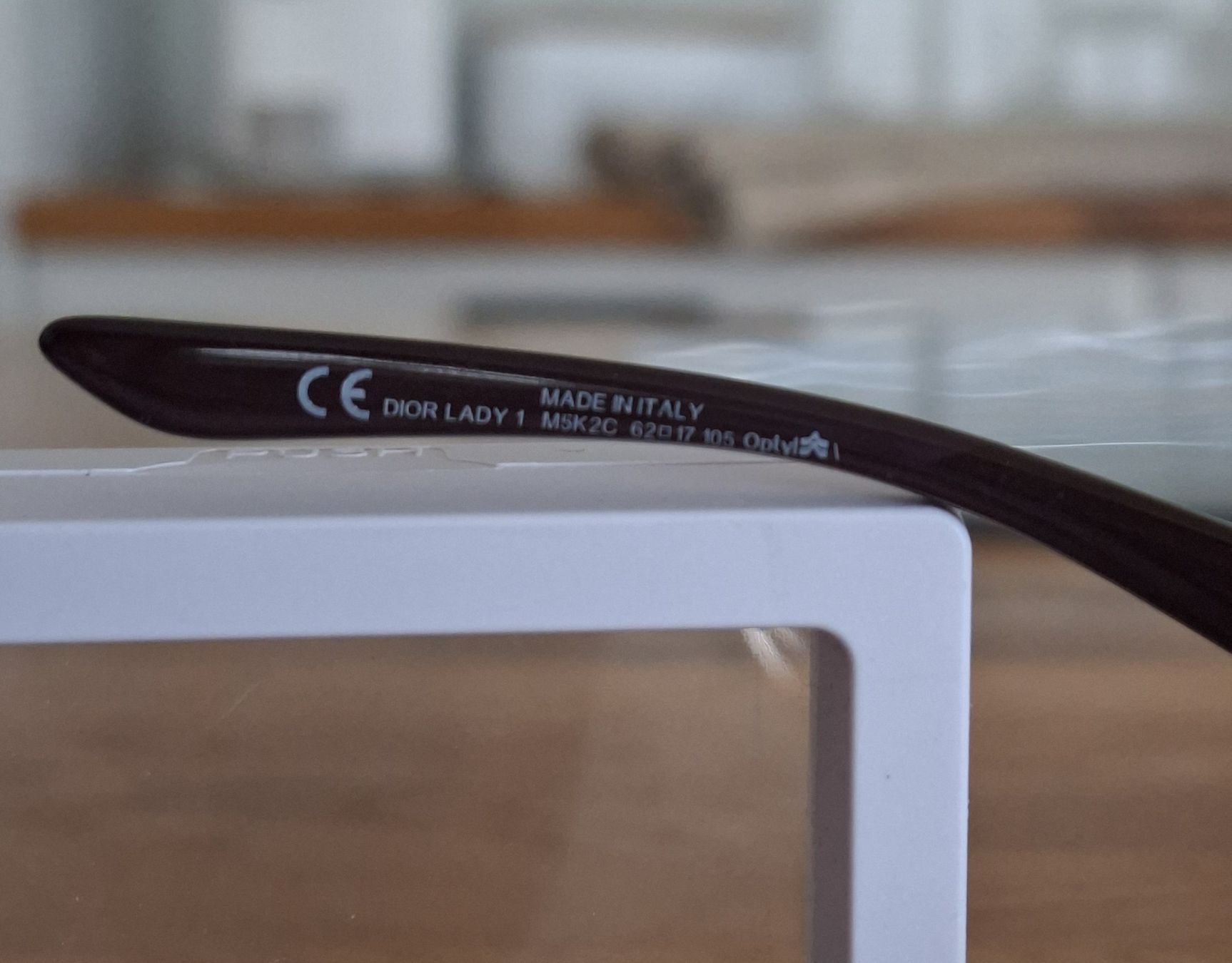 Dior Brillen & Gläser: Dior Sonnenbrille Damen – Gebraucht aus Hitzkirch von Emanuela.Cucco 3