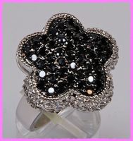 Bezaubernder Ring mit Zirkonia