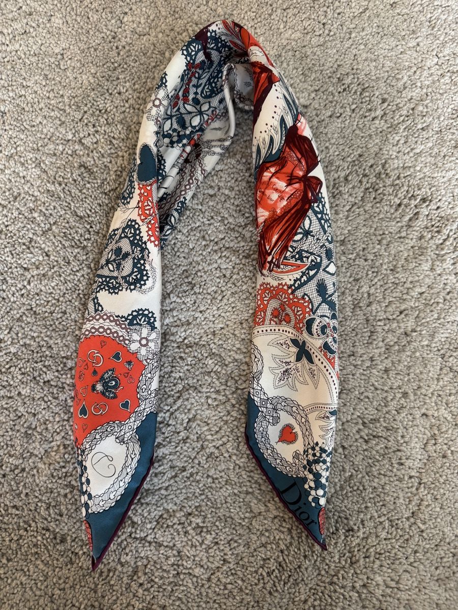 Dior Foulard & Sciarpe: Dior Foulard – Nuovo (secondo la descrizione) da Zürich venduto da smi_57ql 6