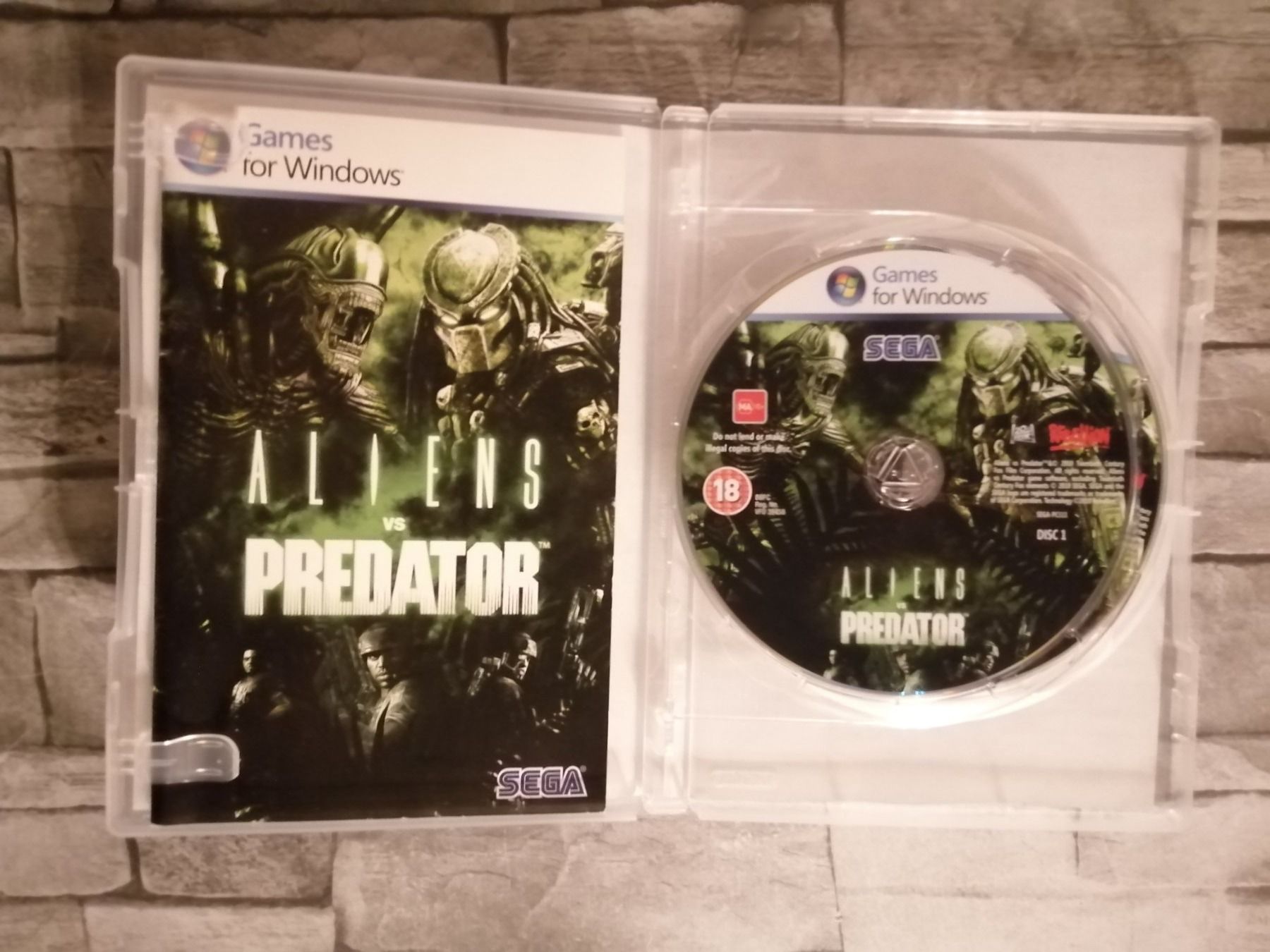 Sega Spiele: Alien VS Predator PC – Gebraucht aus Eschlikon TG von  2
