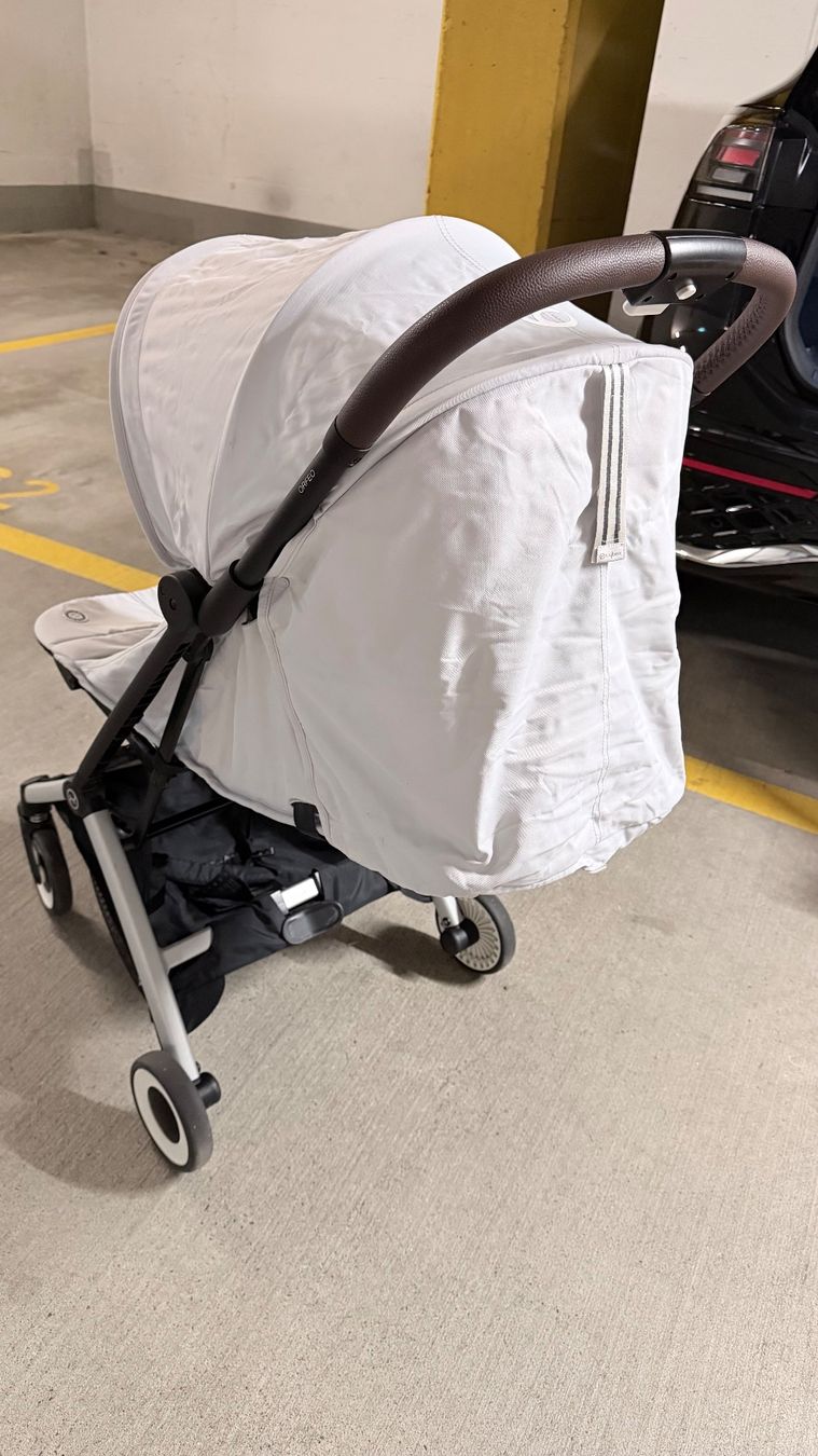 Cybex Carrozzine: CYBEX Orfeo grey Plus Adapter – Usato da Urdorf venduto da mar_5dn7 2