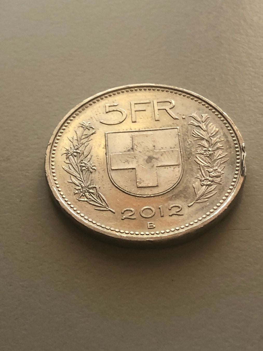 Alle Münzen: 5 Fr. 2012 Abart ????? – Gebraucht aus Schötz von Odpa 1
