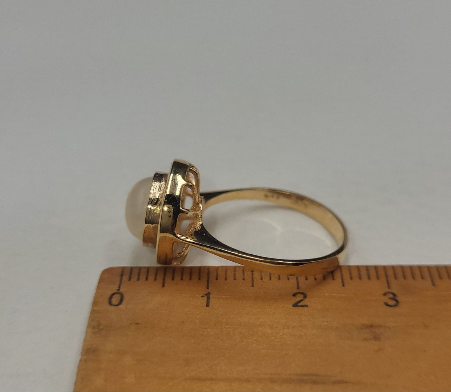 Anelli: Gold 585 Ring Mit Mondstein und steine – Usato da Wald ZH venduto da Dasilver 7