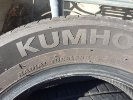 Pneu  kumho 165 70 r14 . 4 pièces sans jantes