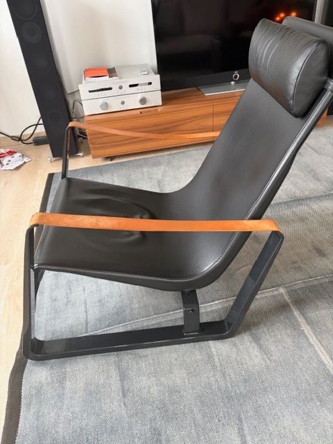 Vitra Sessel: Original Vitra Cite Sessel, Design Jean Prouvé, Leder – Gebraucht aus Appenzell von han_zg2p