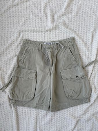Short cargo kaki Pull&Bear