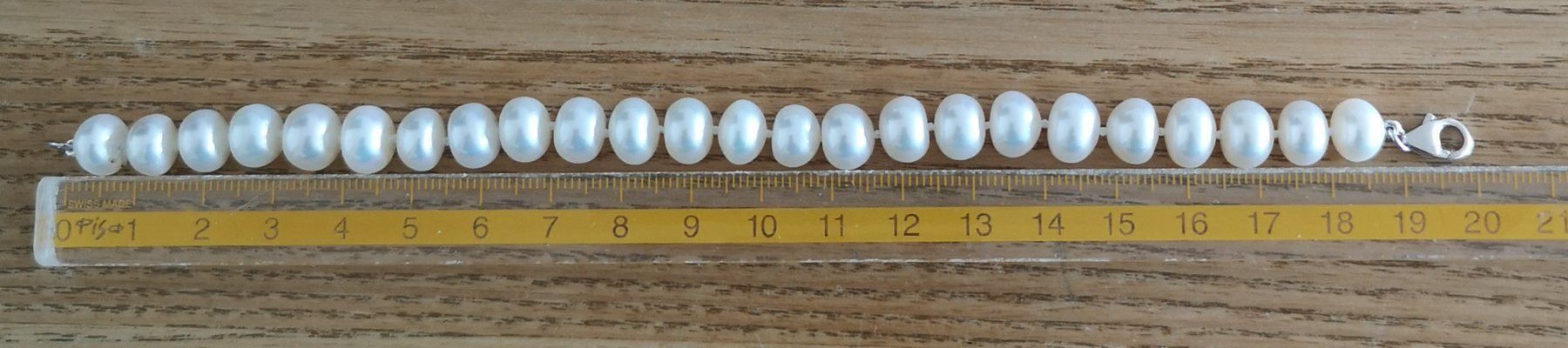 Armbänder & -reifen: Süsswasserperle Armband, weiss, 9x7mm – Neu und originalverpackt aus Rümlang von 21f 1
