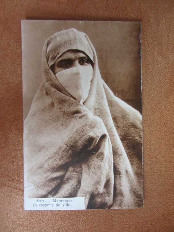 1914-1918 - personnages - femme - - Carte postale ancienne et vue d