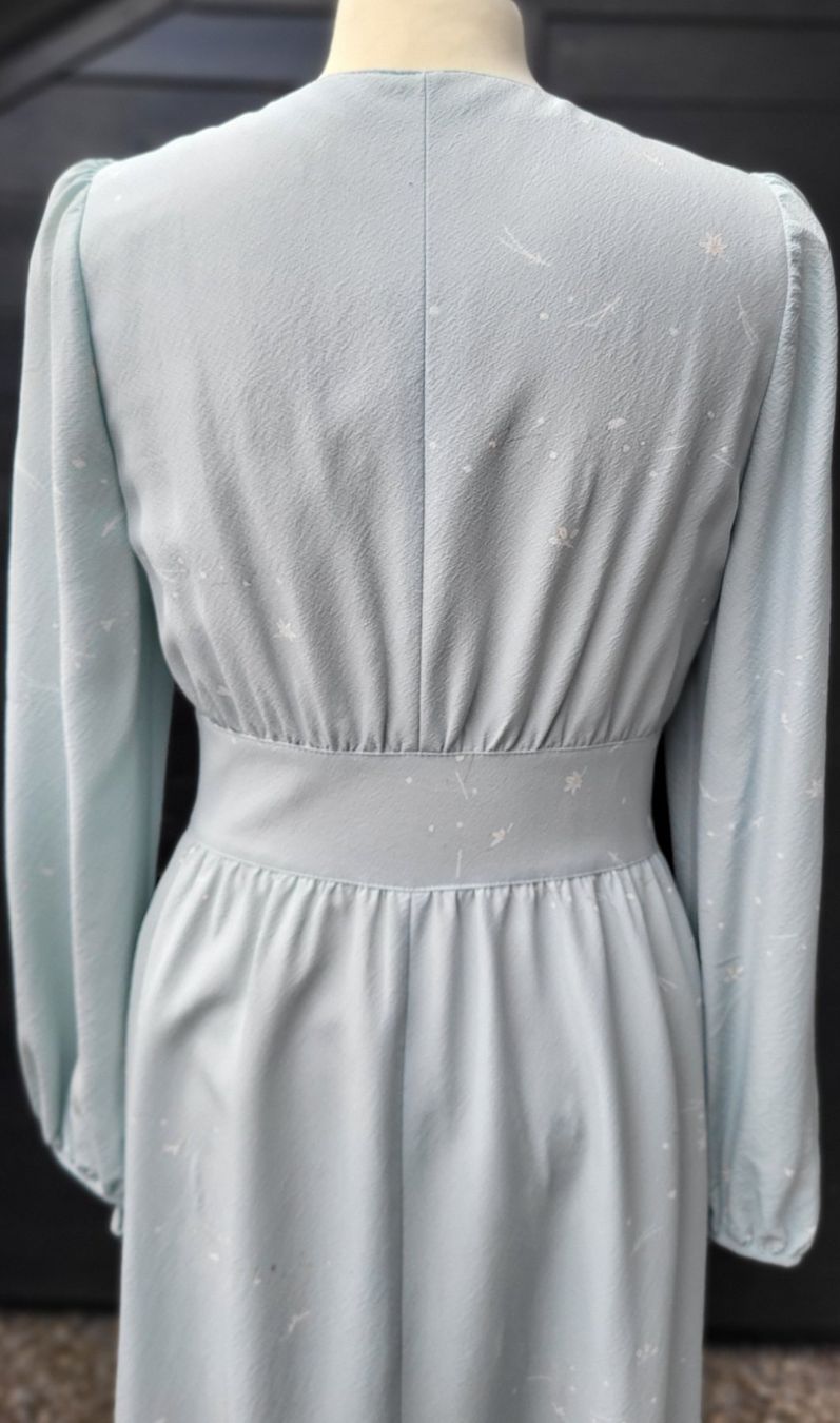 Vestiti: Robe bleu en soie – Nuovo (secondo la descrizione) da Fribourg venduto da VictoriaShop7 4