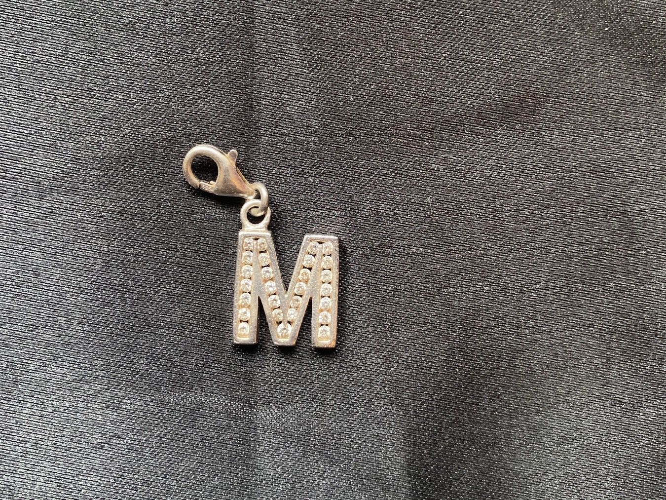 Thomas Sabo Pendentifs: Thomas Sabo Charm Anhänger, Buchstabe M – Neuf (Voir description) à Chur par andriambavy 1