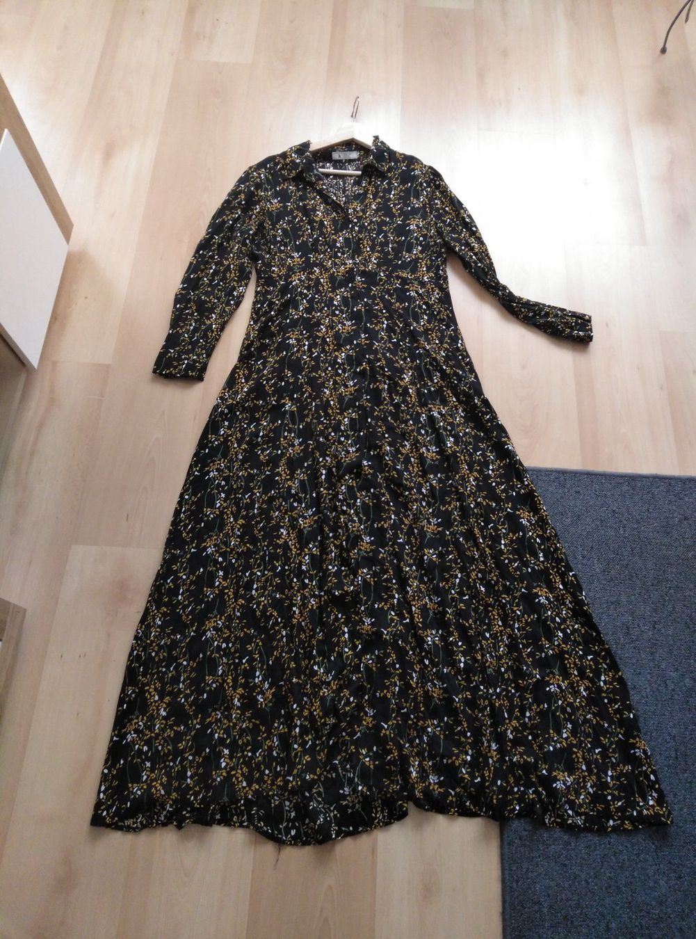 Vestiti: Schönes Kleid Gr.XL – Usato da Schöfflisdorf venduto da cri_8gn5
