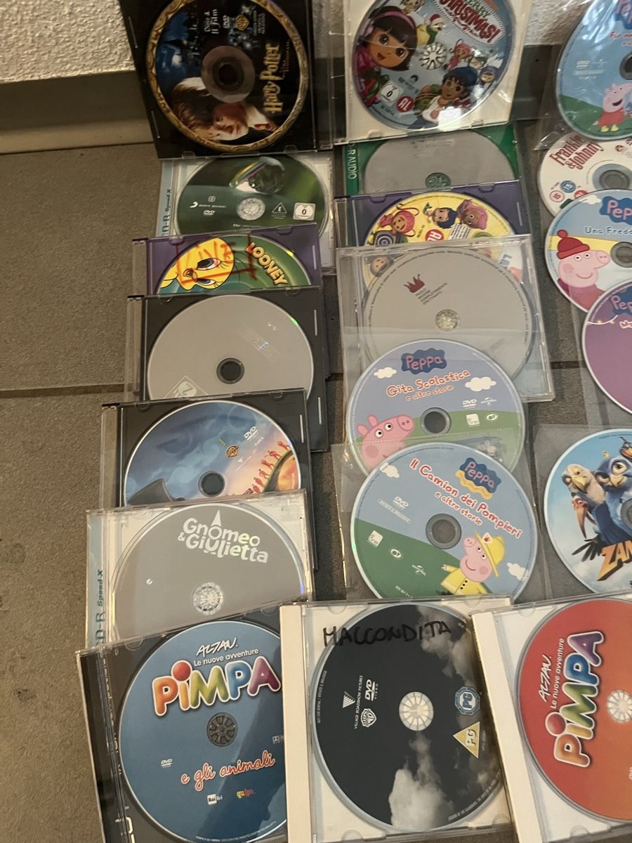 Tutti i DVDs: Lotto DVD per bambini vari titoli e serie – Usato da Chiasso venduto da fairy81 1