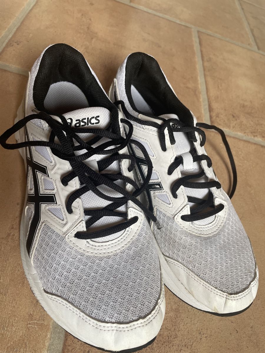 Asics Scarpe da uomo: Baskets ASICS Jolt  41.5 – Usato da Vernier venduto da Cocopschit