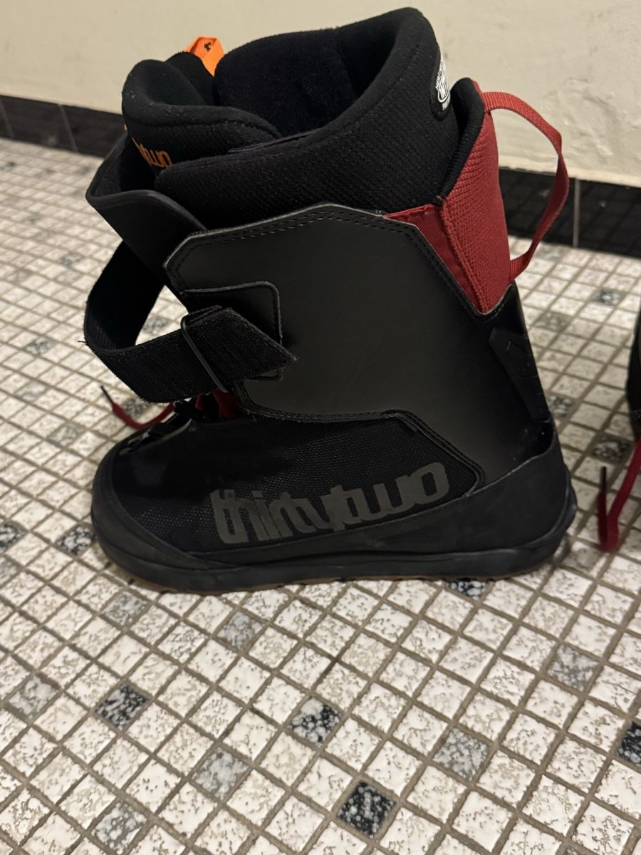 Jones Scarpe da uomo: Thirtytwo Jones Splitboard boots – Usato da Fribourg venduto da Jayaeby 5