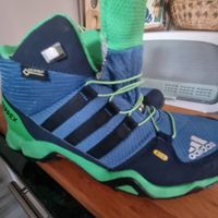 Kinder Wanderschunhe von Adidas GTX Gr.37,5