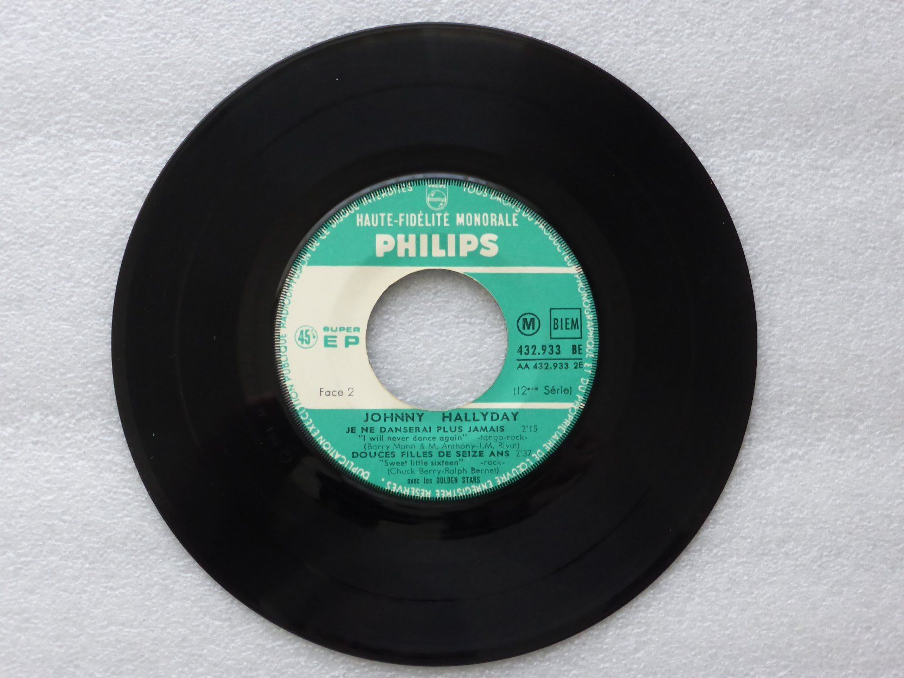Dischi in vinile: Vinyl Single   EP  JOHNNY HALLYDAY – Usato da Küssnacht am Rigi venduto da Mondkinder 2