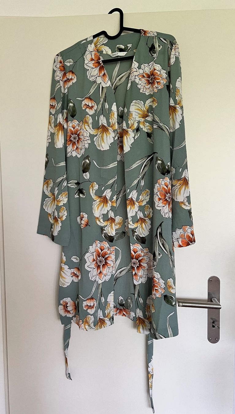 Only Giacche: Only Kimono  / grösse 38 – Nuovo (secondo la descrizione) da Effretikon venduto da YaMn