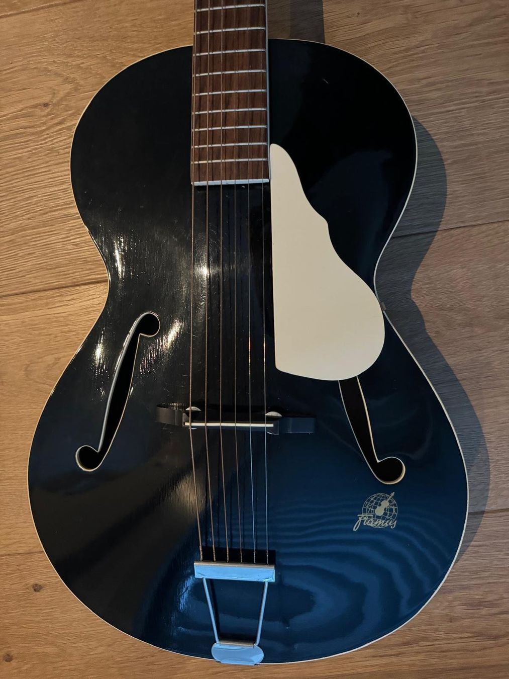 Framus Musikinstrumente: Framus 5/51 Studio Akustik Gitarre – Gebraucht aus Triesen von antikpostkarte 6