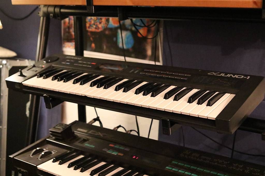 Roland Strumenti musicali: Roland Alpha Juno 1 Synthesizer + Dtronics DT-300 Controller – Usato da Zürich venduto da mvs 3