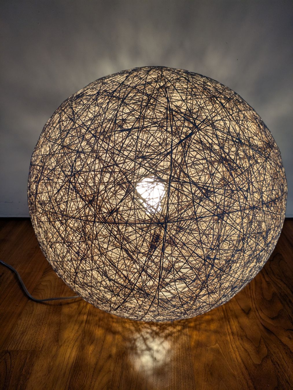 Lampade: Bodenlampe – Usato da Luzern venduto da reg_dq65 1