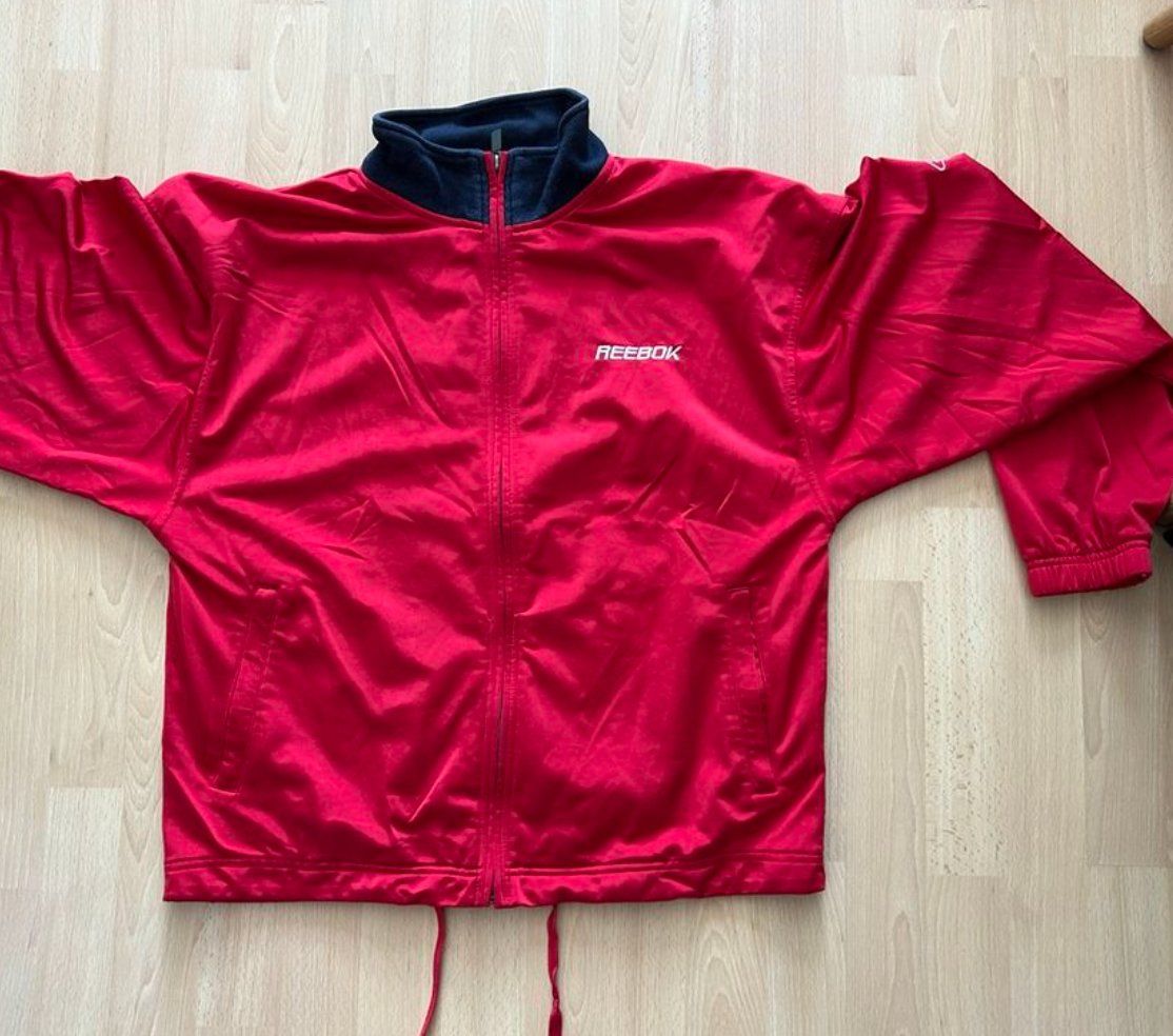 Reebok Giacche: Reebok Trackjacket Grösse M – Usato da Dübendorf venduto da raf_l2r2