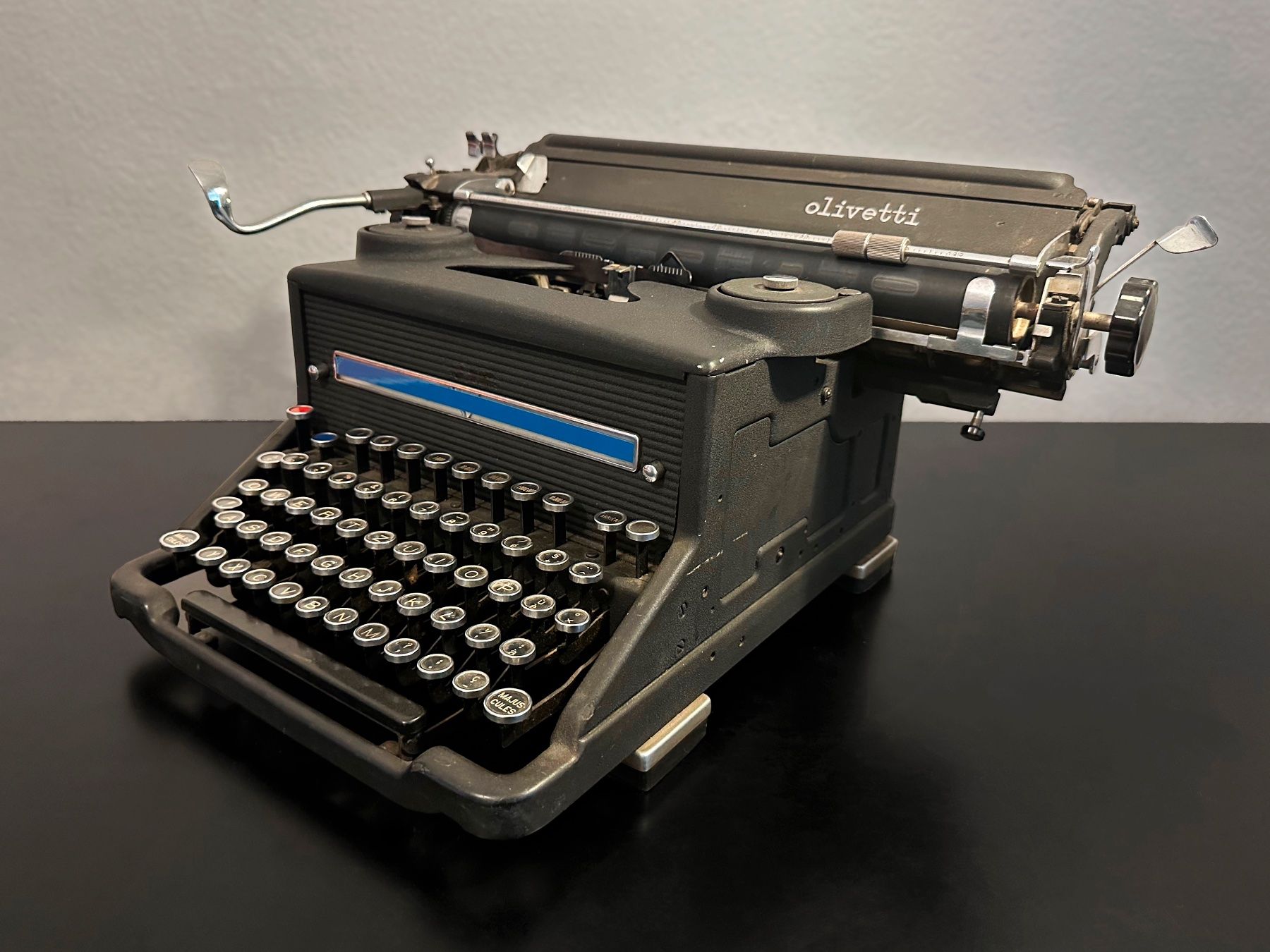 Olivetti Schreibmaschinen: Olivetti M40/3 Schreibmaschine – Gebraucht aus Zürich von Einzelheiten 4