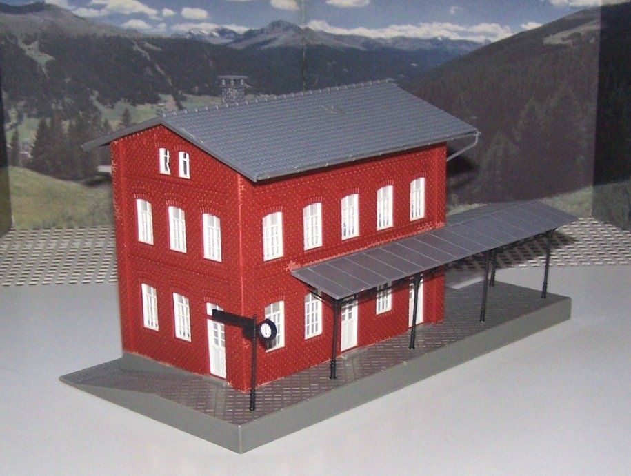 FALLER 110099 Bahnhof Waldbrunn Spur H0